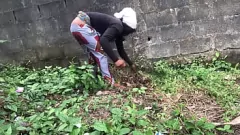 Oynat Teen Farm Girl yeterince siyah horoz ve bukkake alamıyor