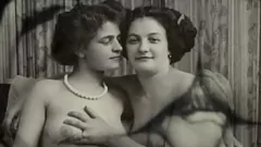 Jouer Volume uno di Dark Lantern Entertainment, capitolo uno: La mia vita segreta - Leccate di fica pelosa in erotismo vittoriano vintage