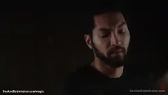 Afspelen Kijken naar Cherie Deville terwijl een zwarte man haar ruw neukt terwijl ze wordt vastgebonden en geslagen in deze hardcore bdsm-scène