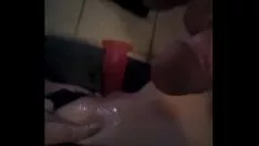Oynat Evli kadın pürüzsüz traşlı kedisine erken boşalma diliyor