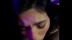 Reproduzir Minha cunhada sai com a boca toda gozada depois de chupar minha rola