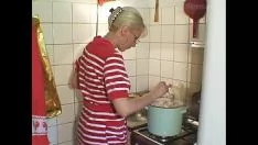 Redare Marjail cella strânse pumnii în kspoilen
