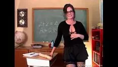 Play Hot milf availableings fucks brobdingnagian dildo