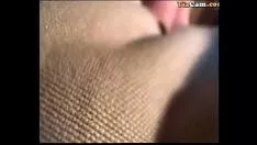 Reproducir Cam missy no profesional explota su consolador en la webcam