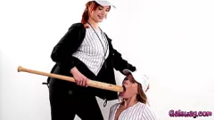 Jouer La relazione lesbica segreta di Katie Kush e Siri Dahl