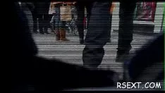 Reproduzir Jolly floozy dá um grande esbanjamento e espalha amplamente para o gumshoe