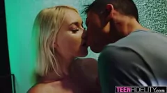 Play 19 Year Old Marilyn Sugar Gets Her Tight Pussy Fucked Hard by the Pool