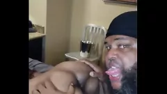 Jouer Incontro X-Rated di Rocky Tajauta con una voluttuosa latina colombiana